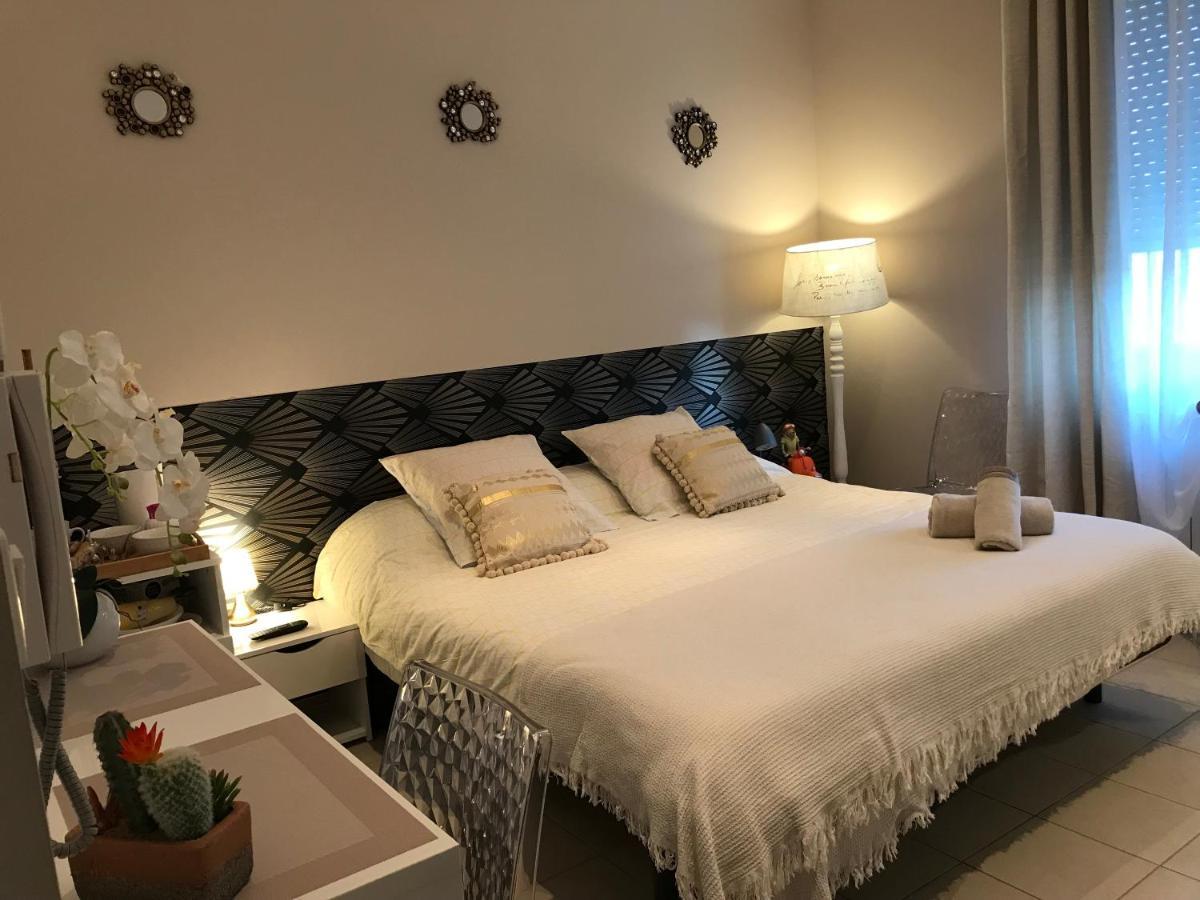 ナルボンヌ Le Marty Bed & Breakfast エクステリア 写真